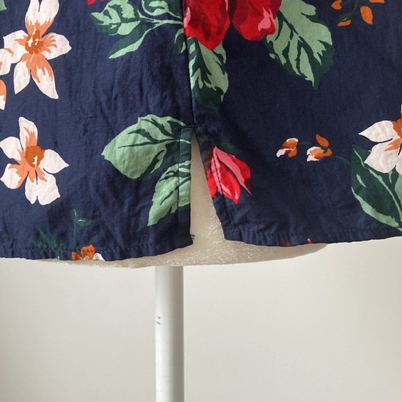 Old Navy Floral Top - Picture 5 of 7